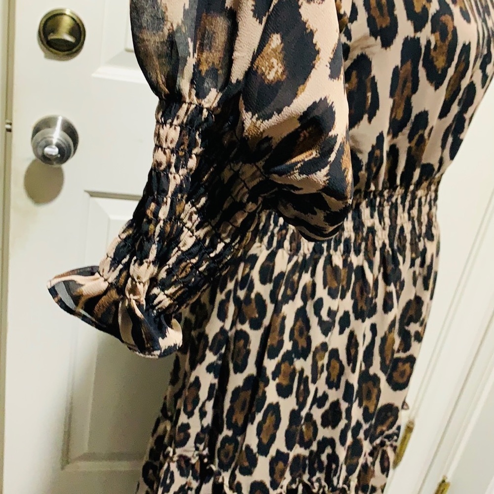 Taylor Dresses Women's LongSleeve Animal Printed Smocked Midi Dress. 14W - Picture 8 of 11